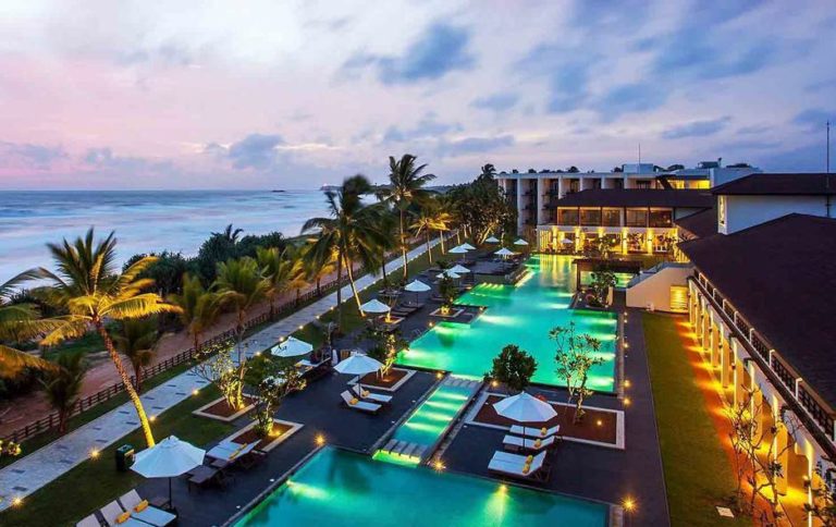Centara Ceysands Resort & Spa